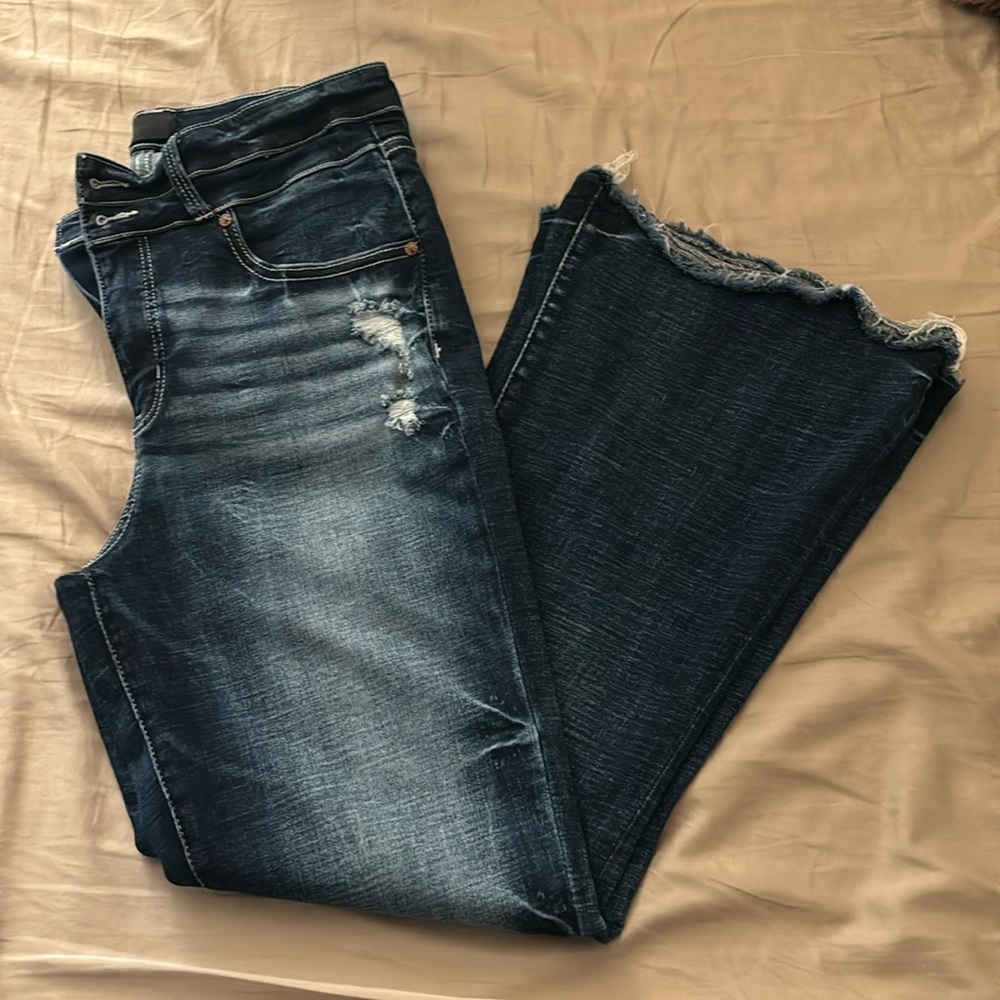 Buckle Dark Jeans